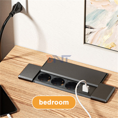 CE Approved Desktop EU Power Outlets Tabletop Socket 3 AC Outlets USB Port